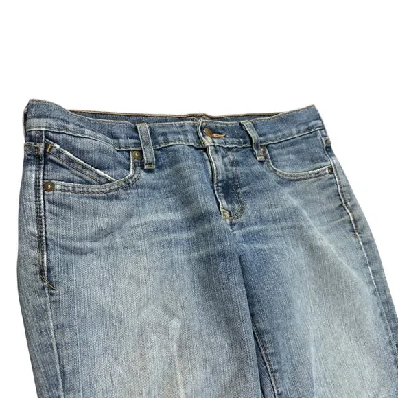 Old Navy The Diva 4 Short Denim Jeans Knee Holes - Picture 4 of 9